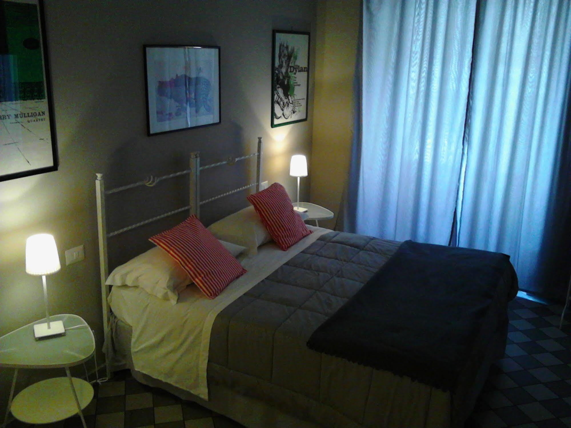 Le Stanze Di Pietro Bed & Breakfast Rome Bagian luar foto