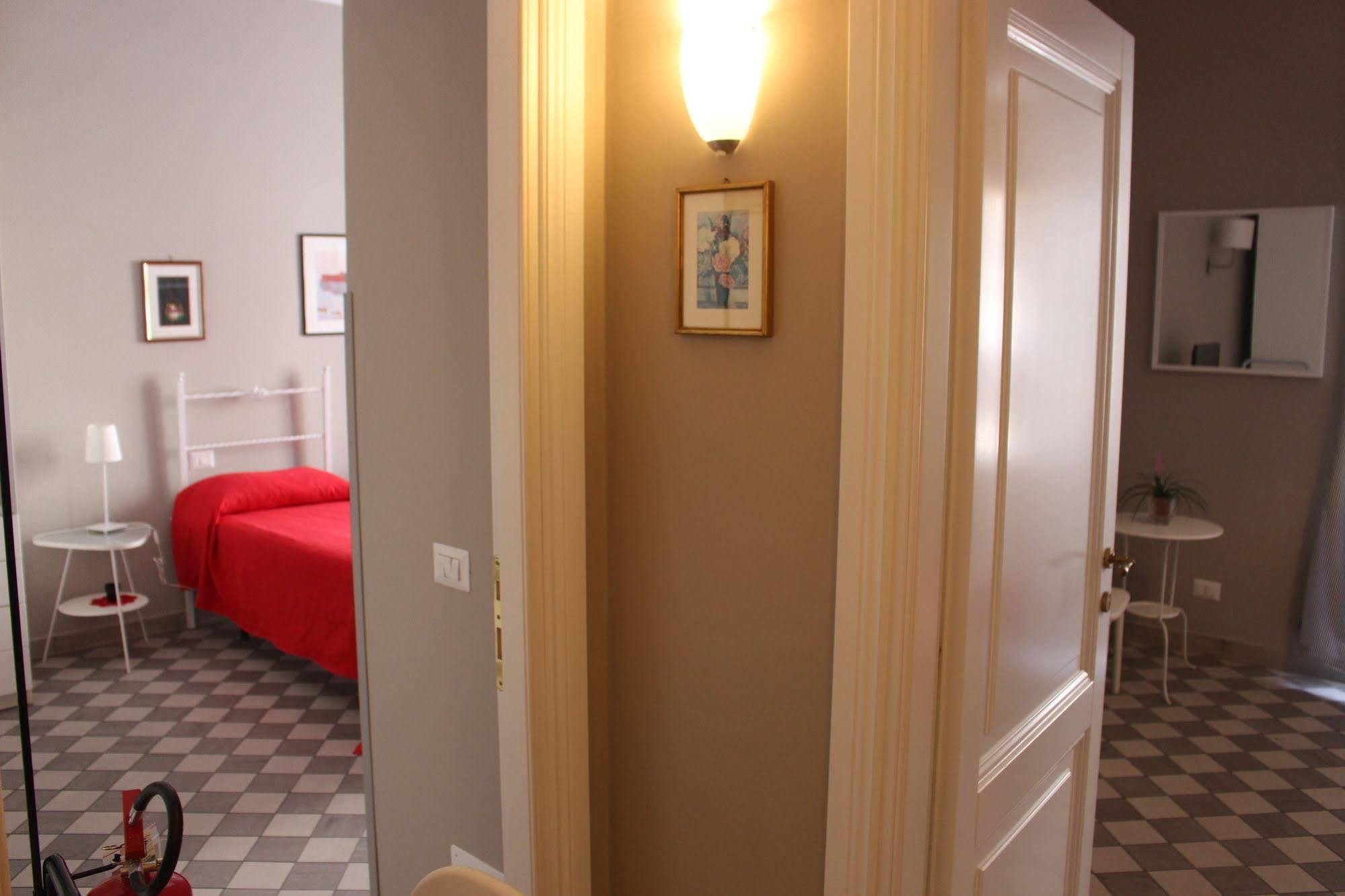 Le Stanze Di Pietro Bed & Breakfast Rome Bagian luar foto